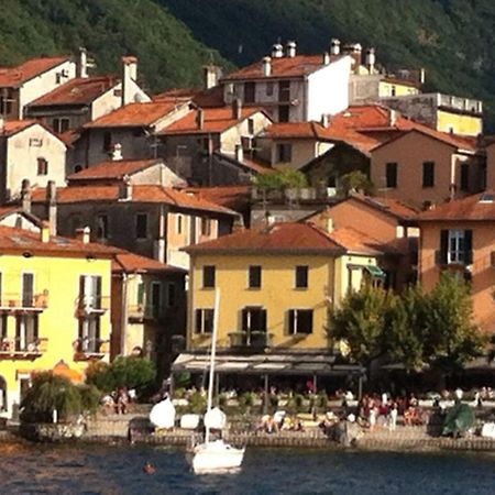 Апартаменты Casa Antico Borgo Di Варенна Экстерьер фото